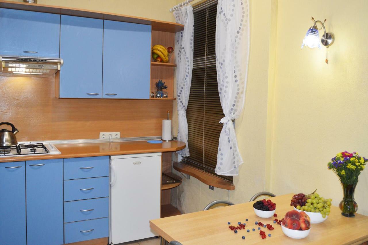 Owl Home Odessa Cozy Spacious Apartment In A Quiet Center Between Deribasovskaya And Privoz Exterior foto